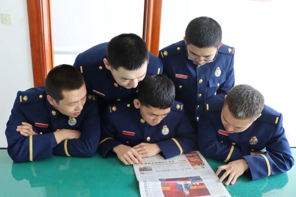 探索知识星球平台-艾伦一直都名不见经传,为何与沈腾一起才走向了成功的道路?分享